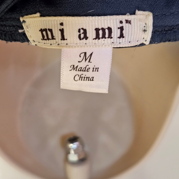 Miami Blue Floral Lace V-Neckline Maxi Dress, Medium - Picture 16 of 16